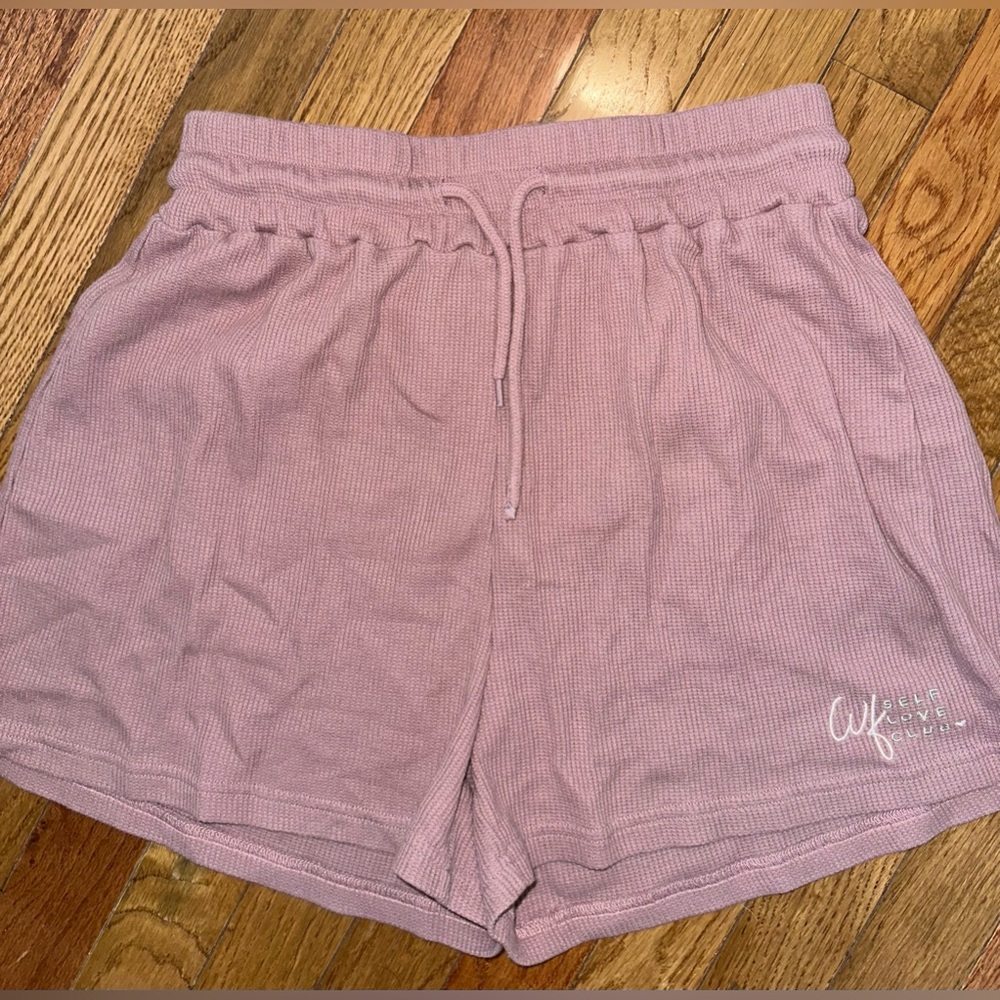 White Fox Boutique shorts medium